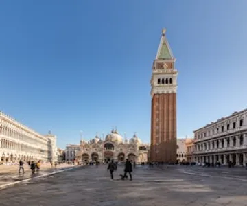 Doge's Palace & St. Mark's Basilica: Guided Tour + Rooftop Access